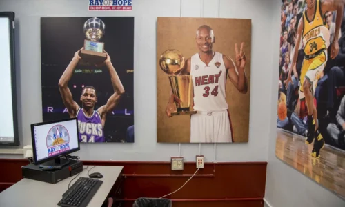 Ray+Allen+Computer+LabHorace+Mann+Middle05_11_2017Jimmy+Abraham_MDCPS_39