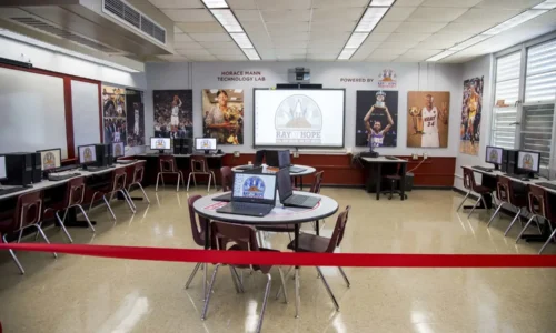 Ray+Allen+Computer+LabHorace+Mann+Middle05_11_2017Jimmy+Abraham_MDCPS_42