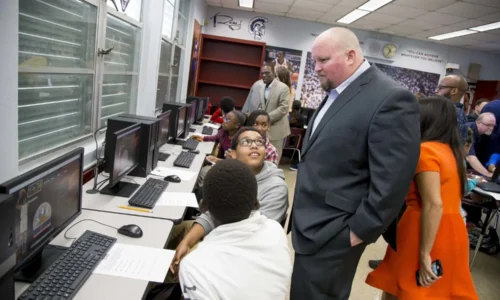 Ray+Allen+Computer+LabHorace+Mann+Middle05_11_2017Jimmy+Abraham_MDCPS_72